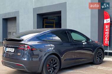 Позашляховик / Кросовер Tesla Model X 2024 в 