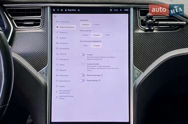 Позашляховик / Кросовер Tesla Model X 2016 в 