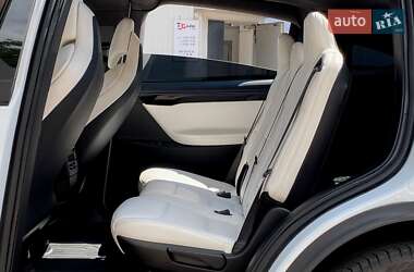 Внедорожник / Кроссовер Tesla Model X 2019 в 