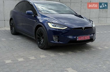 Внедорожник / Кроссовер Tesla Model X 2019 в 