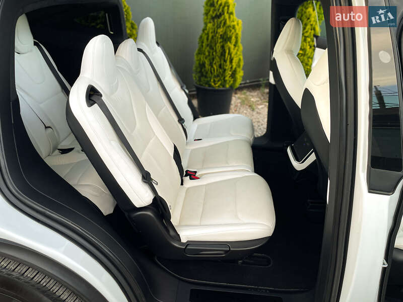Позашляховик / Кросовер Tesla Model X 2022 в Одесі