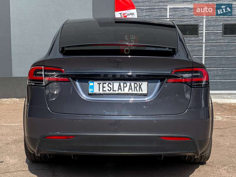Позашляховик / Кросовер Tesla Model X 2019 в Києві