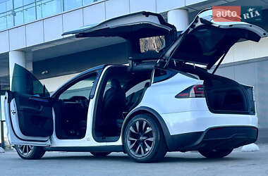 Позашляховик / Кросовер Tesla Model X 2022 в 