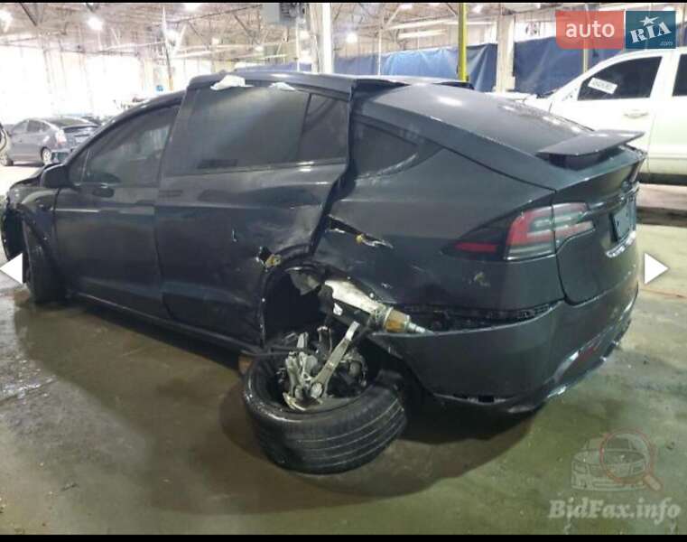 Позашляховик / Кросовер Tesla Model X 2024 в Києві