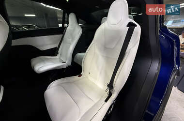 Позашляховик / Кросовер Tesla Model X 2022 в 