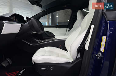 Позашляховик / Кросовер Tesla Model X 2022 в 