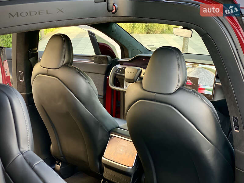 Позашляховик / Кросовер Tesla Model X 2024 в Києві