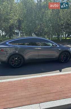Внедорожник / Кроссовер Tesla Model X 2016 в 