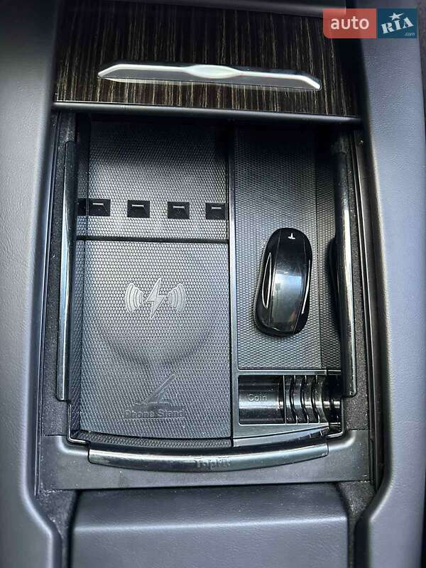 Внедорожник / Кроссовер Tesla Model X 2016 в Киеве фото 33 Внедорожник / Кроссовер Tesla Model X 2016 в Киеве