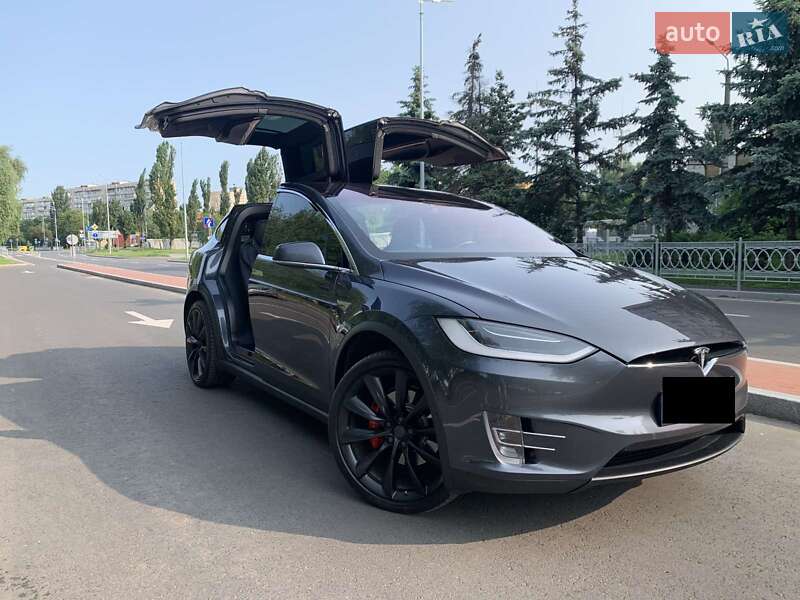 Внедорожник / Кроссовер Tesla Model X 2016 в Киеве фото 8 Внедорожник / Кроссовер Tesla Model X 2016 в Киеве