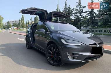 Внедорожник / Кроссовер Tesla Model X 2016 в 