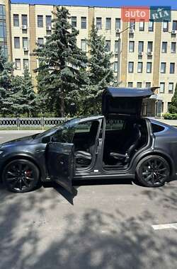 Внедорожник / Кроссовер Tesla Model X 2016 в Киеве