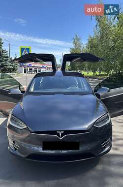 Внедорожник / Кроссовер Tesla Model X 2016 в 