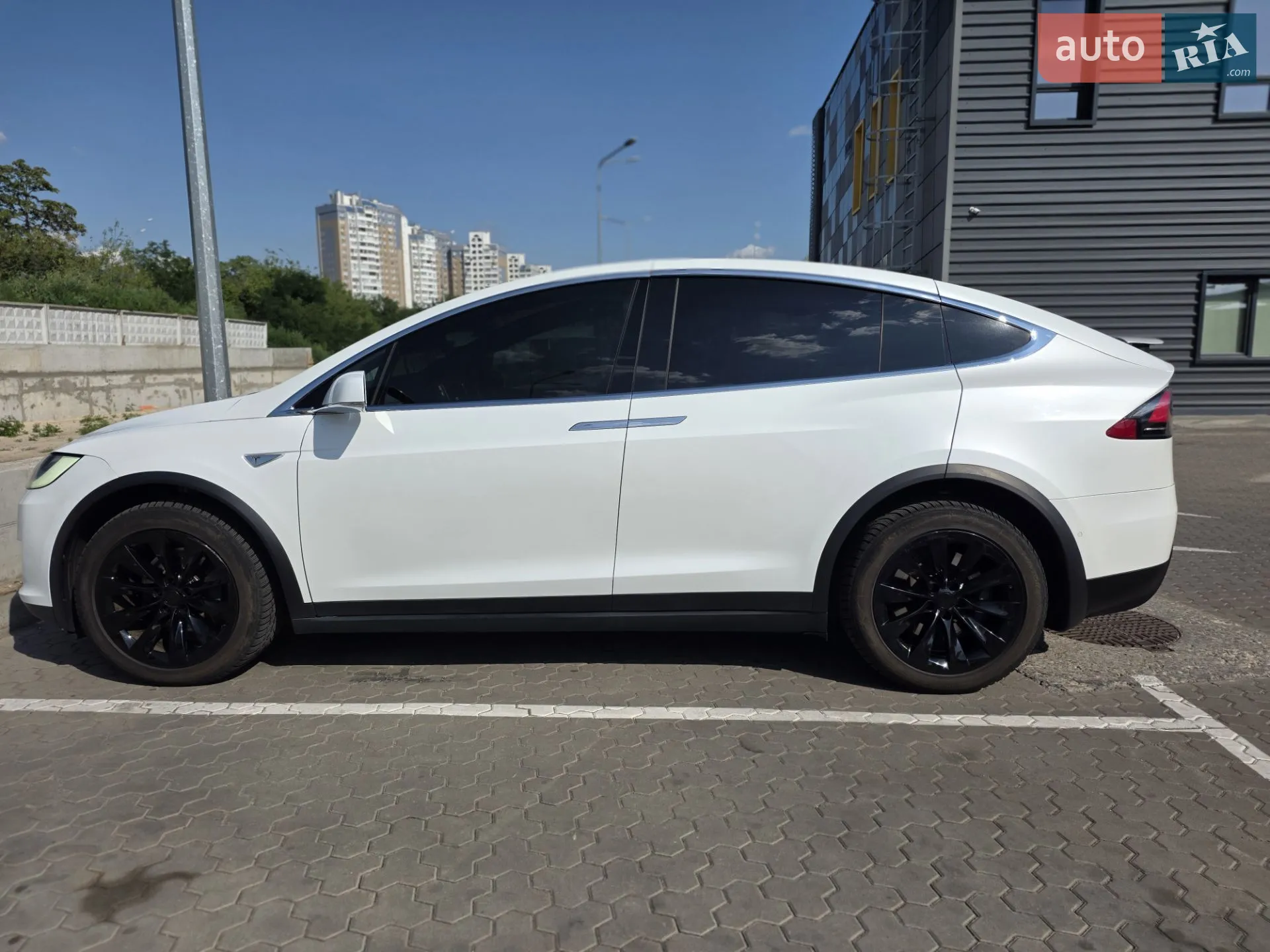 2016 Tesla Model X - мініатюра 3