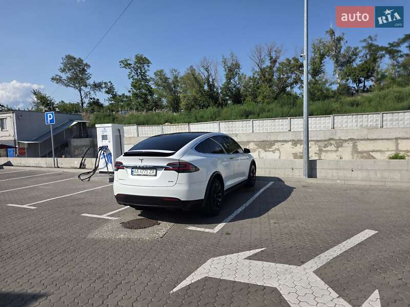 Внедорожник / Кроссовер Tesla Model X 2016 в Киеве фото 9 Внедорожник / Кроссовер Tesla Model X 2016 в Киеве