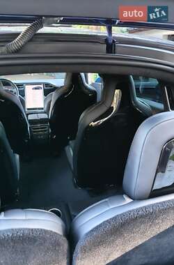 Внедорожник / Кроссовер Tesla Model X 2016 в 