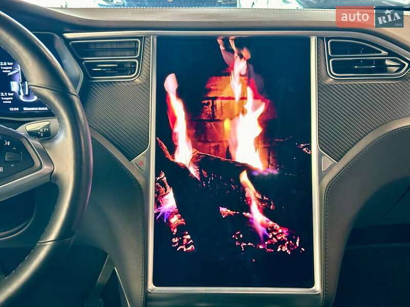 Внедорожник / Кроссовер Tesla Model X 2018 в Львове