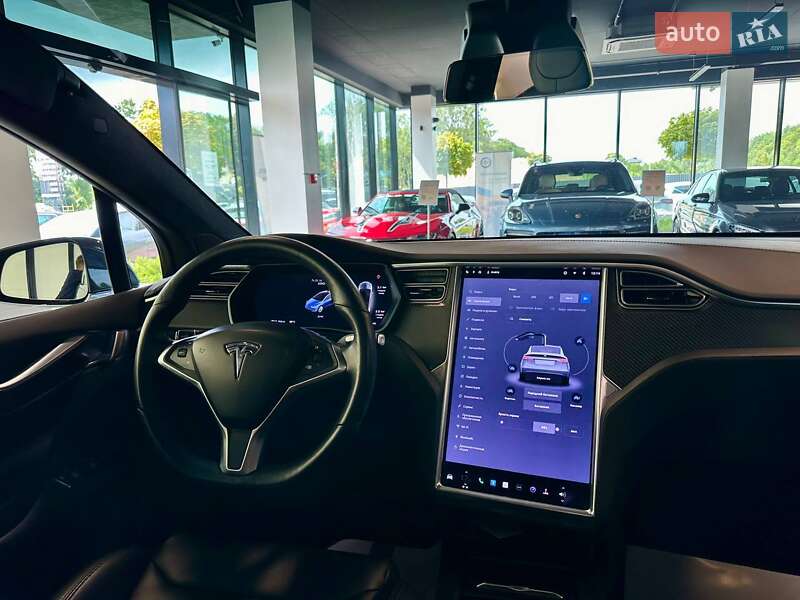 Внедорожник / Кроссовер Tesla Model X 2018 в Львове