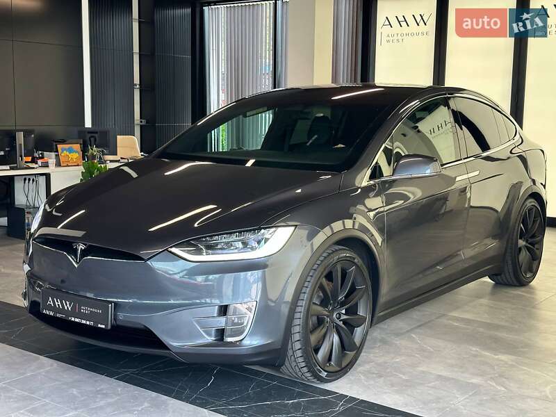 Внедорожник / Кроссовер Tesla Model X 2018 в Львове