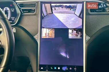 Позашляховик / Кросовер Tesla Model X 2018 в 