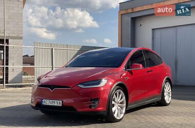 Позашляховик / Кросовер Tesla Model X 2016 в 