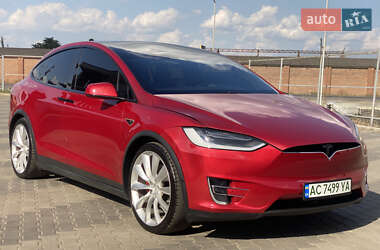 Позашляховик / Кросовер Tesla Model X 2016 в 