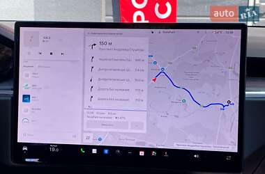 Позашляховик / Кросовер Tesla Model X 2022 в 