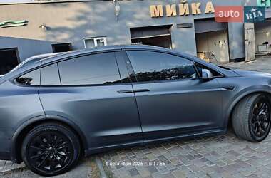 Внедорожник / Кроссовер Tesla Model X 2020 в 