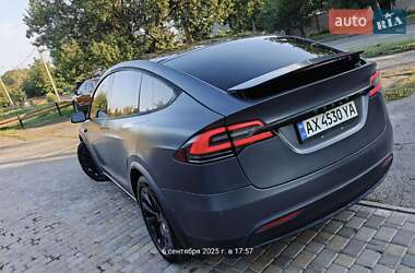 Внедорожник / Кроссовер Tesla Model X 2020 в 