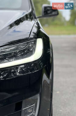 Внедорожник / Кроссовер Tesla Model X 2017 в 