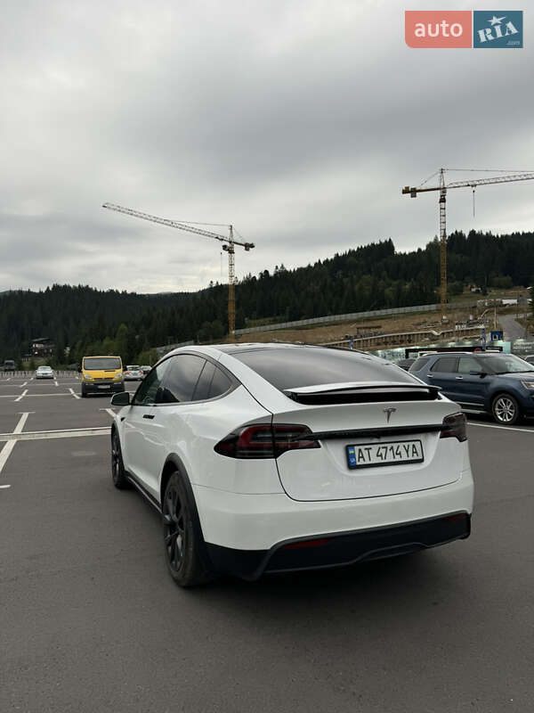 Позашляховик / Кросовер Tesla Model X 2022 в Косові