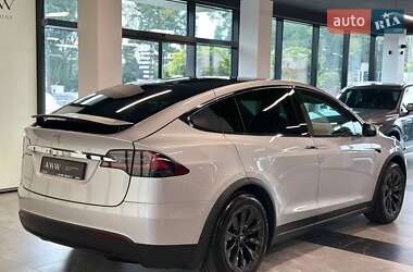 Внедорожник / Кроссовер Tesla Model X 2018 в 