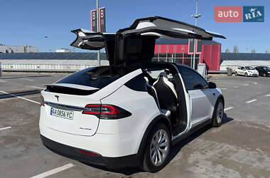 Внедорожник / Кроссовер Tesla Model X 2019 в 