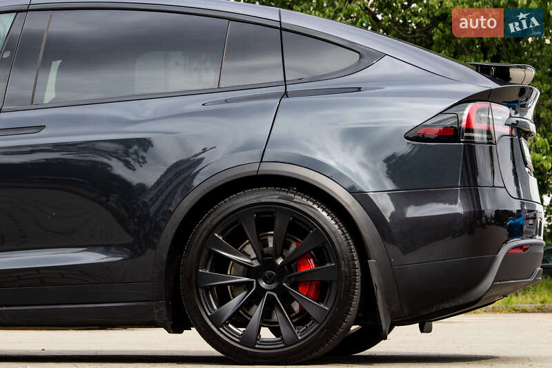 Позашляховик / Кросовер Tesla Model X 2024 в Львові