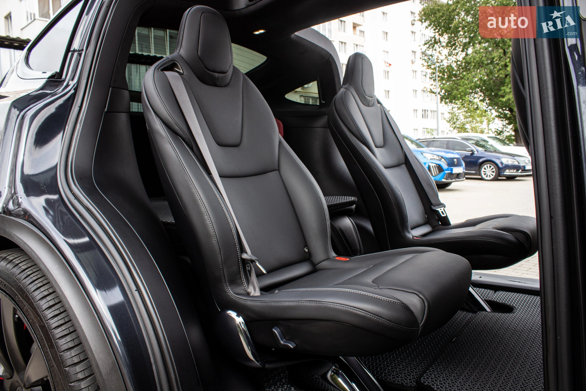 2024 Tesla Model X - мініатюра 37