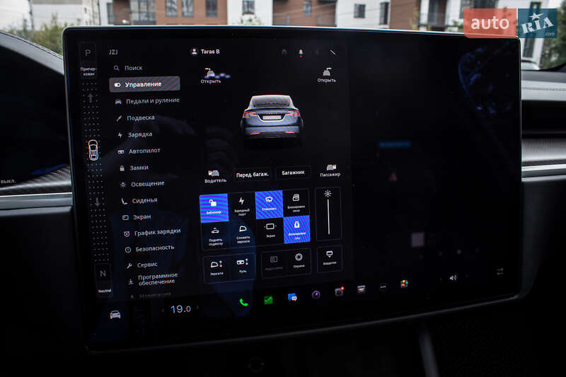 Позашляховик / Кросовер Tesla Model X 2024 в Львові