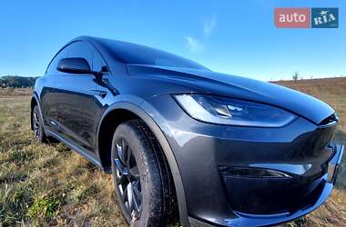 Позашляховик / Кросовер Tesla Model X 2024 в 