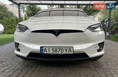 Позашляховик / Кросовер Tesla Model X 2017 в 