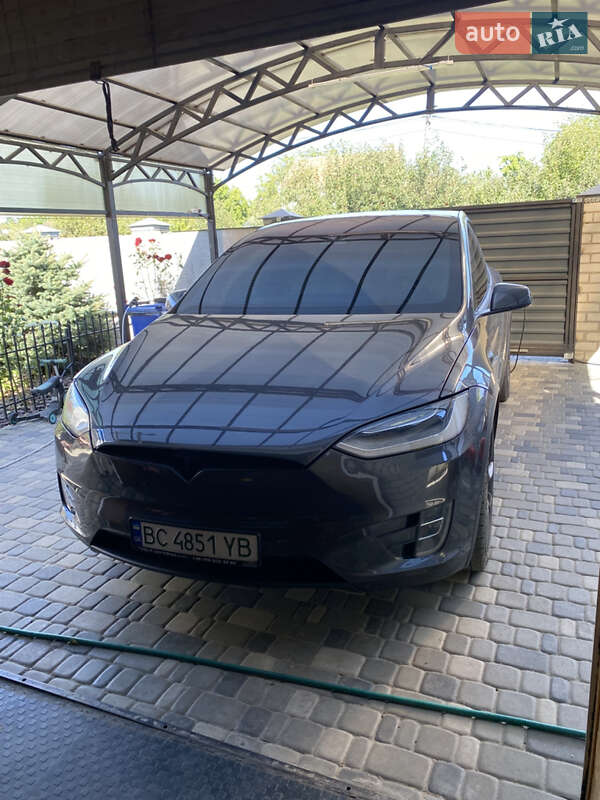 Позашляховик / Кросовер Tesla Model X 2020 в Полтаві фото Позашляховик / Кросовер Tesla Model X 2020 в Полтаві