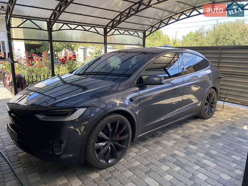 Позашляховик / Кросовер Tesla Model X 2020 в Полтаві фото 3 Позашляховик / Кросовер Tesla Model X 2020 в Полтаві