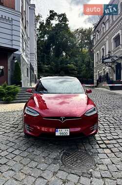 Внедорожник / Кроссовер Tesla Model X 2016 в 
