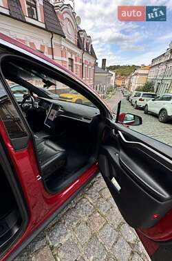 Внедорожник / Кроссовер Tesla Model X 2016 в 