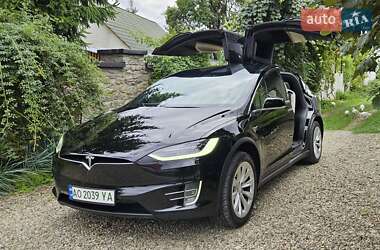 Внедорожник / Кроссовер Tesla Model X 2019 в 