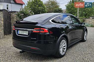 Внедорожник / Кроссовер Tesla Model X 2019 в 