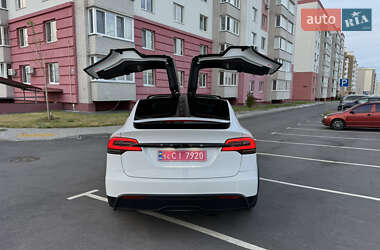 Позашляховик / Кросовер Tesla Model X 2023 в 