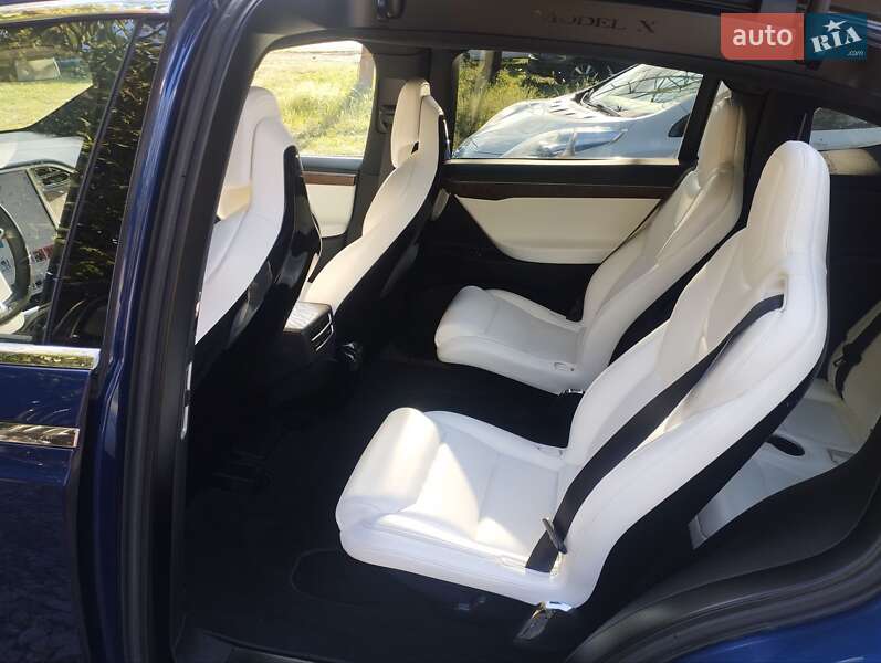 Внедорожник / Кроссовер Tesla Model X 2016 в Ужгороде фото 9 Внедорожник / Кроссовер Tesla Model X 2016 в Ужгороде
