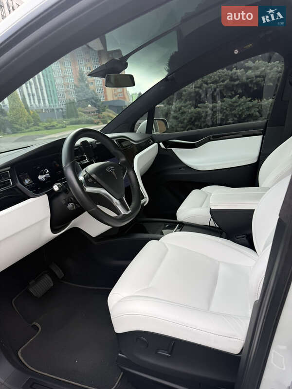 Внедорожник / Кроссовер Tesla Model X 2018 в Днепре