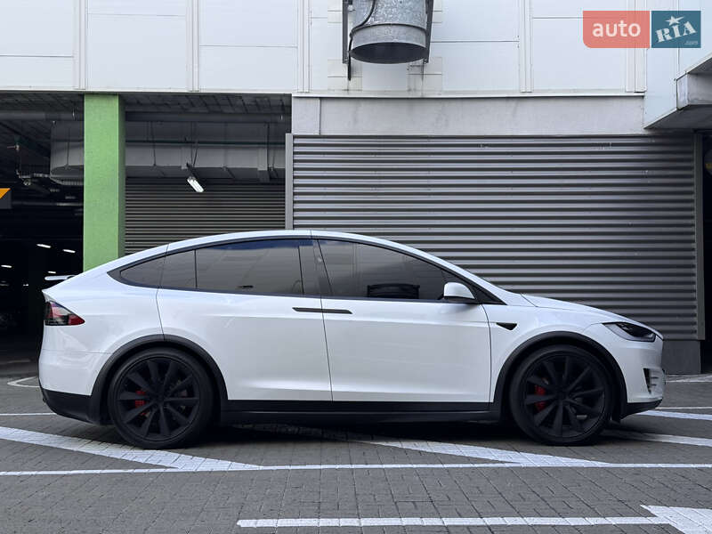 Позашляховик / Кросовер Tesla Model X 2020 в Києві фото 13 Позашляховик / Кросовер Tesla Model X 2020 в Києві