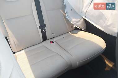 Позашляховик / Кросовер Tesla Model X 2023 в 