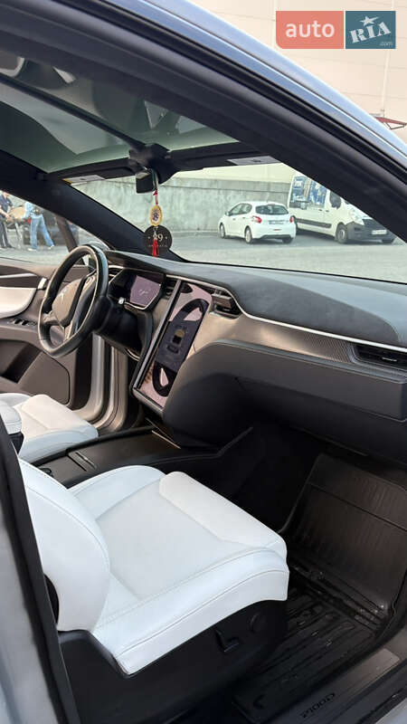 Внедорожник / Кроссовер Tesla Model X 2018 в Львове фото 5 Внедорожник / Кроссовер Tesla Model X 2018 в Львове